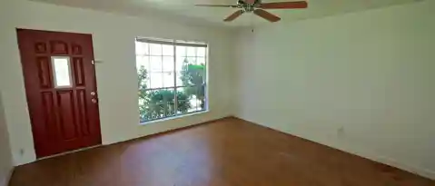 1503 MDWS DR