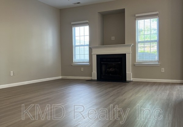 12204 ROYAL CASTLE CT