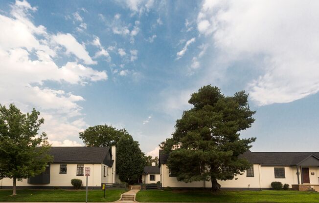 Short Term Lease!!