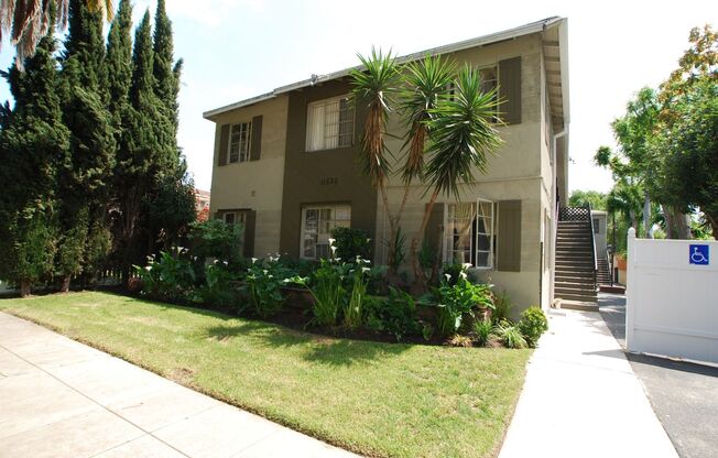 CUM - Cumpston Apts.