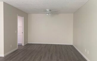 2 beds, 1 bath, 925 sqft, $2,425