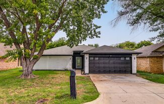 UPDATED 3BR 2BATH IN SW FORT WORTH