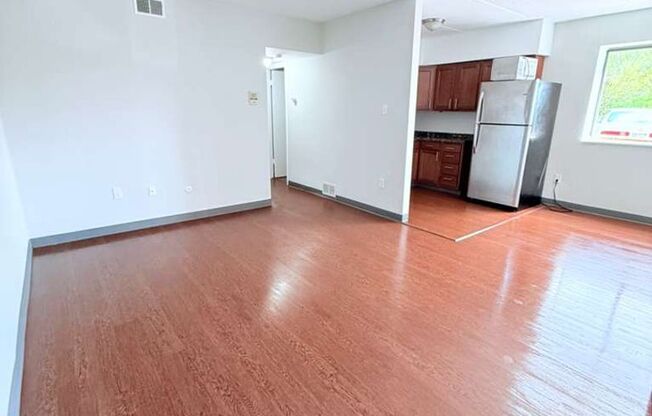 462 South Ave
