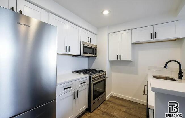 423 OCEAN PKWY