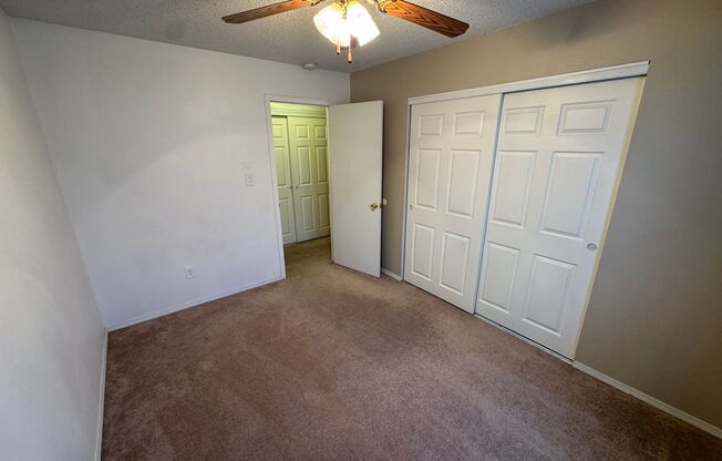 2 beds, 1 bath, $1,395