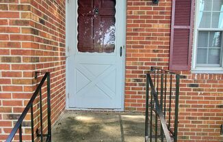 3 beds, 2 baths, $2,095