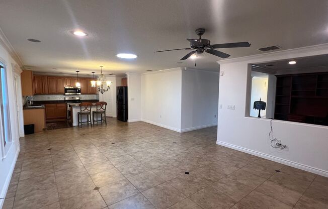 3 beds, 2 baths, $2,600