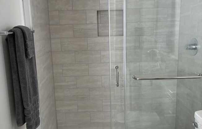 2 beds, 2 baths, 1,068 sqft, $1,733, Unit 1110LpD