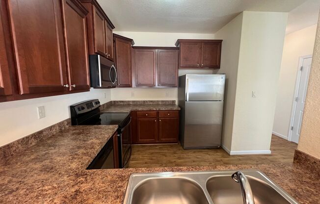 908 DEEP BR WAY