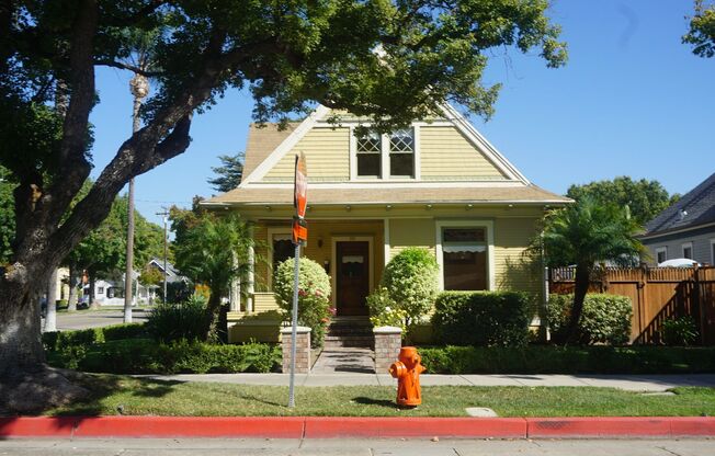 Stunning Historical Home in Old Towne Orange