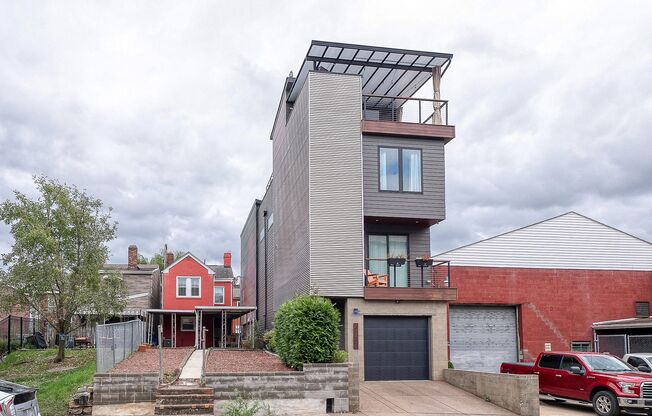 For those seeking exceptional, modern accommodations for the US OPEN, 10 miles to OCC