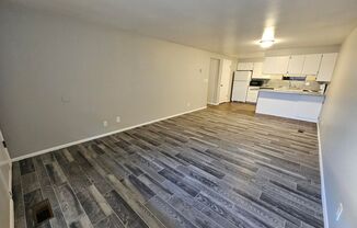 2 beds, 1 bath, 864 sqft, $1,295, Unit Unit 42