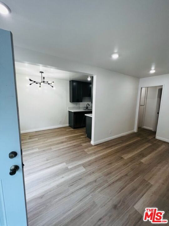 4327 LANKERSHIM BLVD