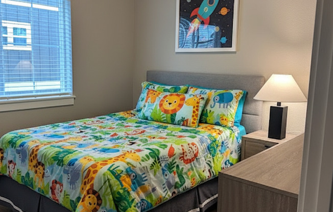 3 beds, 2 baths, 1,303 sqft, $2,195, Unit 1796 KL-201