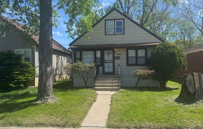 Move-In Ready! 4bd, 2ba
