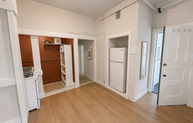 35 CHESTNUT HL AVE
