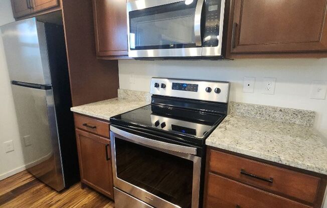 4 beds, 4 baths, 1,523 sqft, $3,575, Unit 25