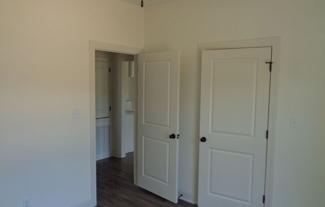 3 beds, 2 baths, $1,495