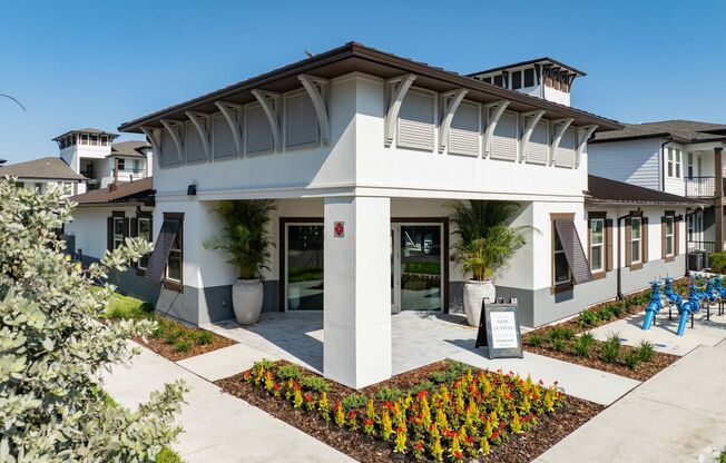 1 bed, 1 bath, 836 sqft, $1,699, Unit B2-107