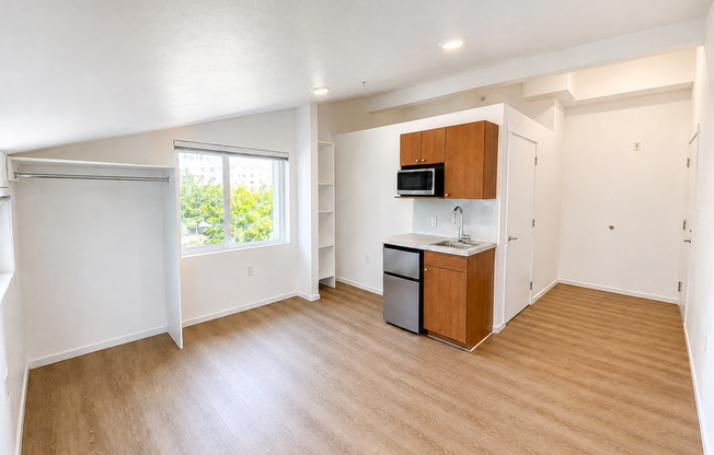 Studio, 1 bath, 189 sqft, $1,550, Unit 4511