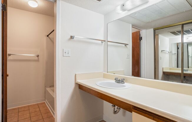 Studio, 1 bath, 495 sqft, $799, Unit 150