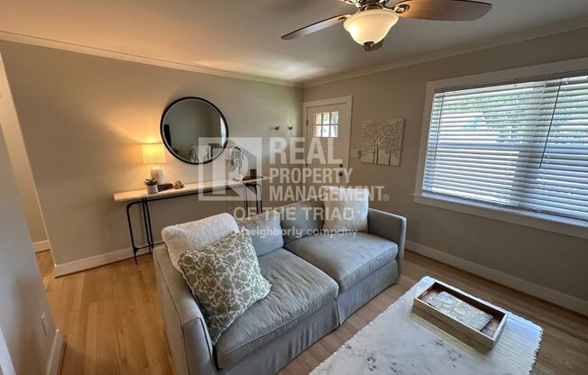 2 beds, 1 bath, 765 sqft, $1,695, Unit D