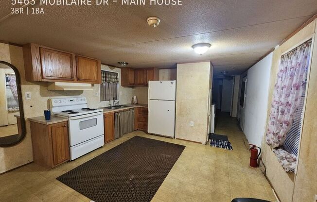 5463 MOBILAIRE DR