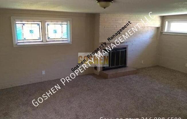 1607 N TERRACE DR