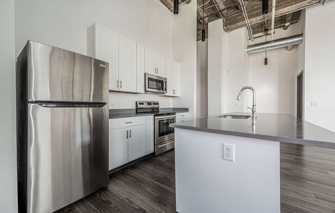 2 beds, 2 baths, 1,266 sqft, $2,260, Unit 300