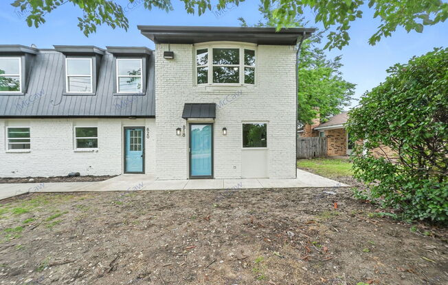 822 WILDWOOD LN