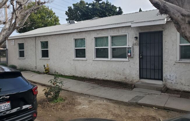 4401-5 CENTINELA AVE/HARDING