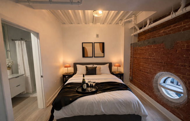 3 beds, 2 baths, 1,675 sqft, $5,800, Unit 1012