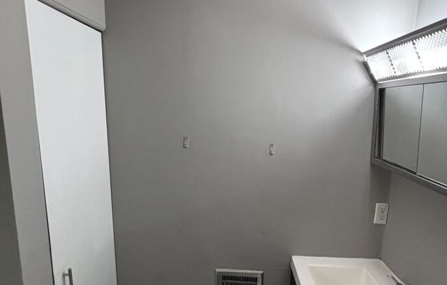 1 bed, 1 bath, 550 sqft, $690