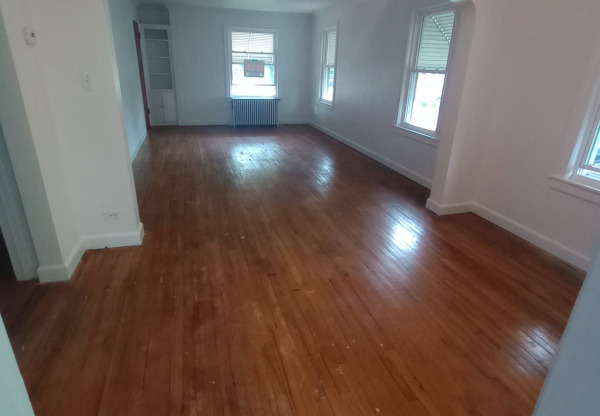 5260 W FOSTER