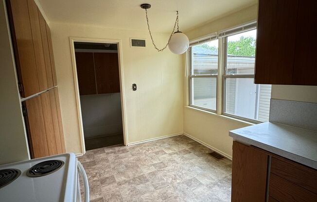 3 beds, 1 bath, $1,750