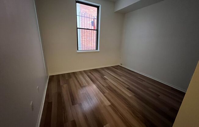 3 beds, 1 bath, 1,120 sqft, $2,349, Unit 732 S. Millvale Ave. #B3