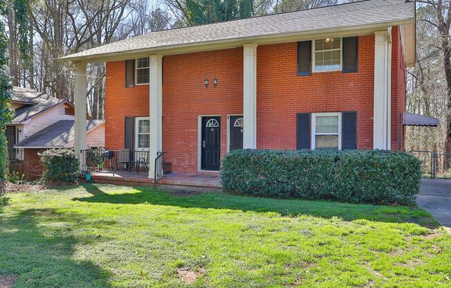 Newly Renovated Duplex