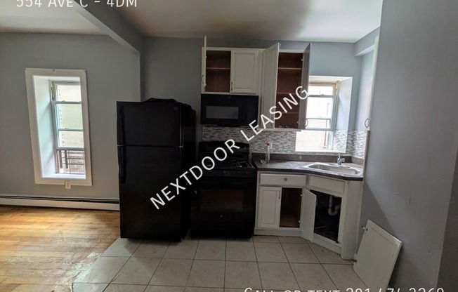 554 Ave C