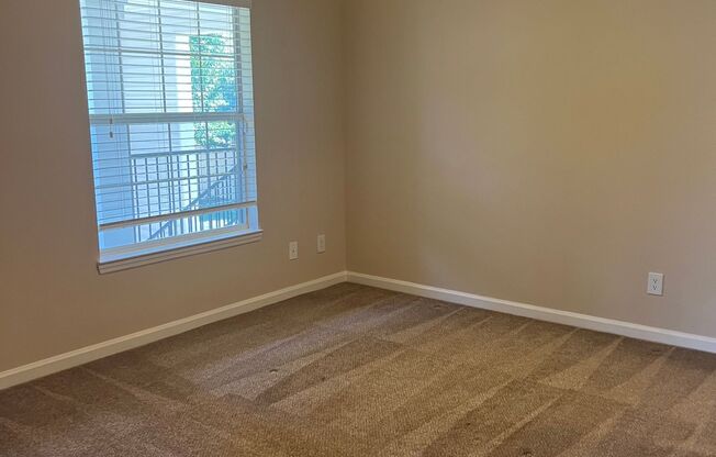2 beds, 2 baths, 1,189 sqft, $1,650, Unit 922