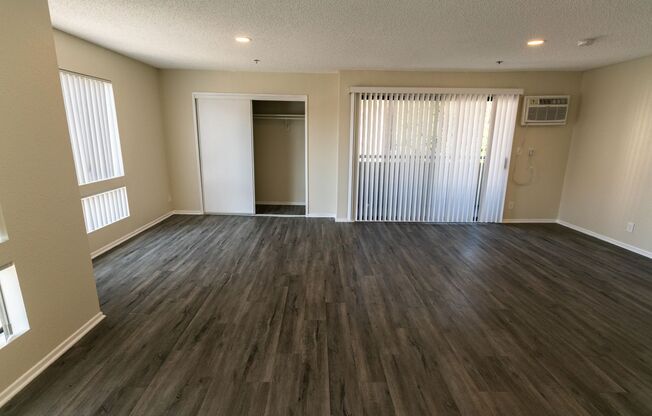 1 bed, 1 bath, 665 sqft, $1,598, Unit 206