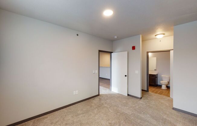 1 bed, 1 bath, 711 sqft, $1,030