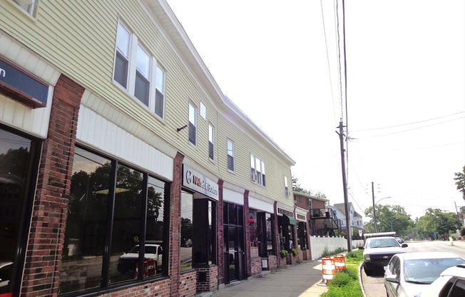 411 ALT MT AUBURN ST