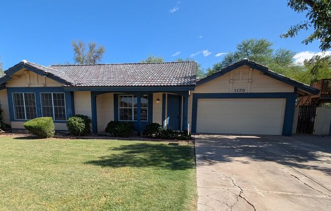 3 Bedroom Home in the Canyon Run at the Provinces Community Near N McQueen Rd and E Ray Rd!