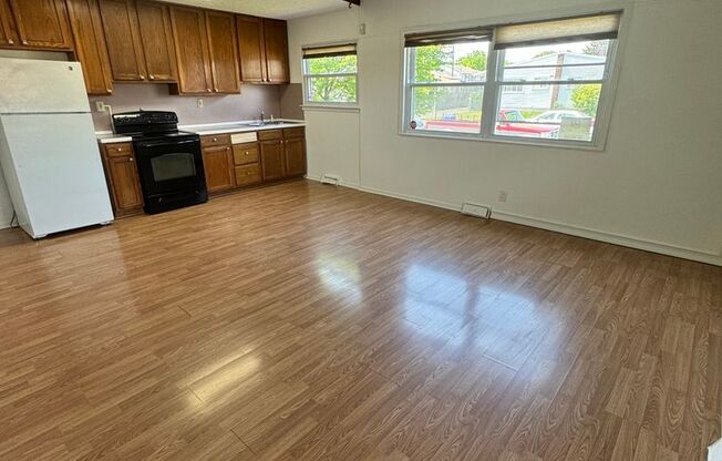 THREE BEDROOM TWIN