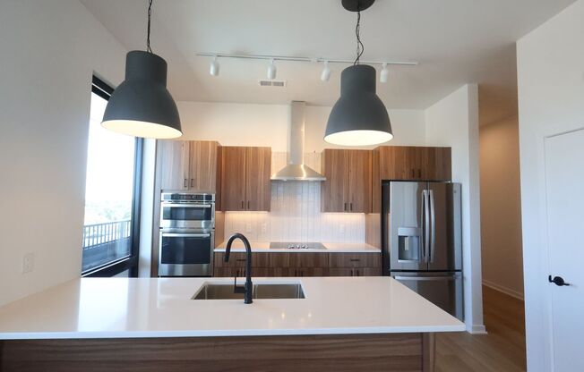 2 beds, 2 baths, 1,297 sqft, $3,600, Unit 908