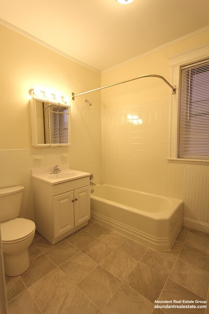 283 Saint Paul St.