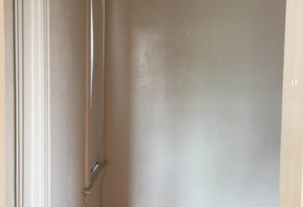 2908 N Wisner Ave 2R