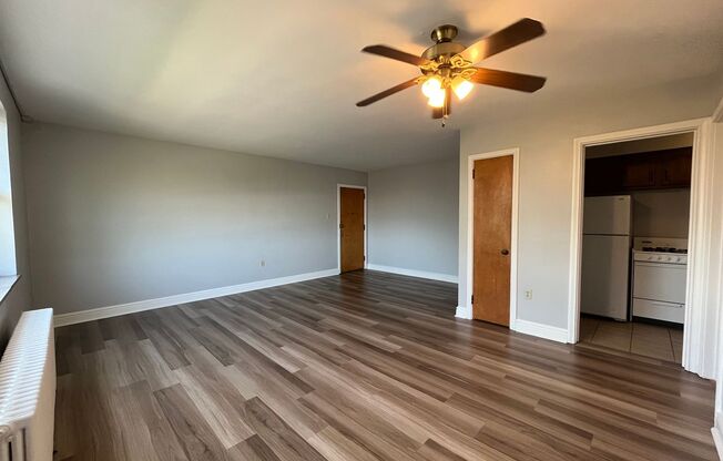 2 beds, 1 bath, 800 sqft, $1,754, Unit 6224 Fifth Ave. #311H