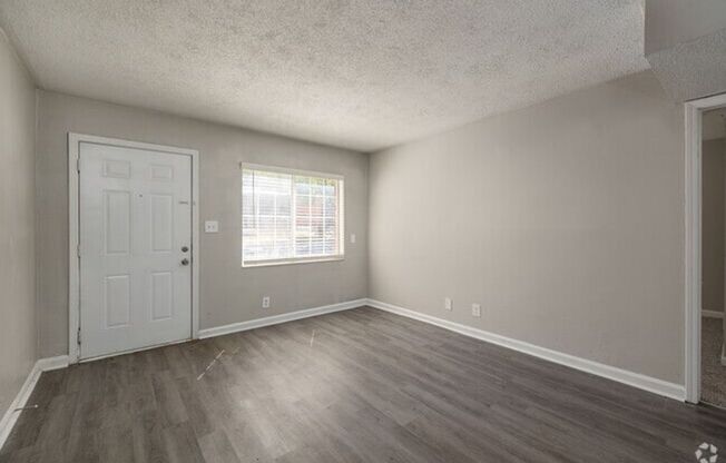 2 beds, 1 bath, $1,300, Unit 2206C