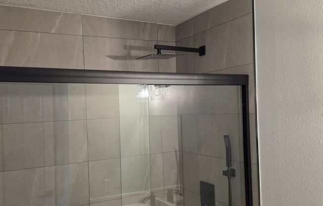 2 beds, 2 baths, $1,500, Unit Unit B105